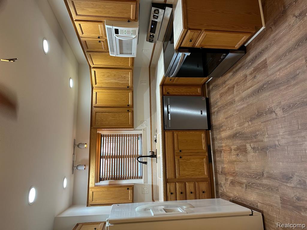6939 Alma Court, Saginaw, MI 48603 — Photo 15