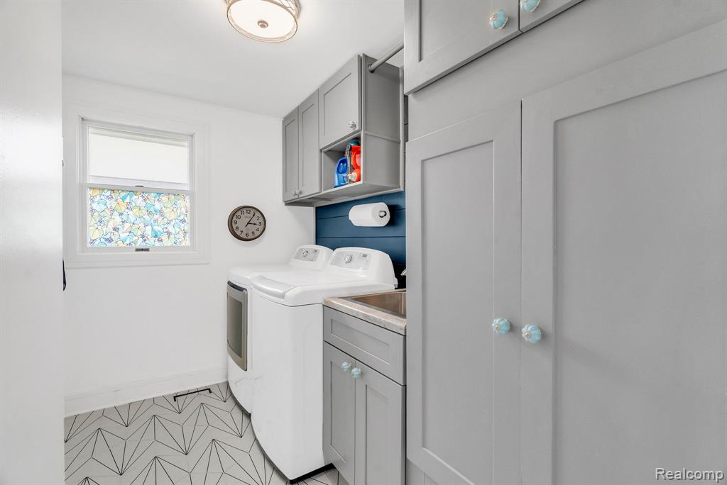 5441 Pointe Drive, East China, MI — Photo 38