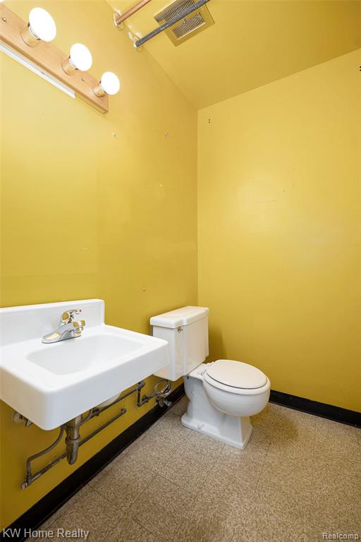 740 EMERICK Street, Ypsilanti, MI 48198 — Photo 14