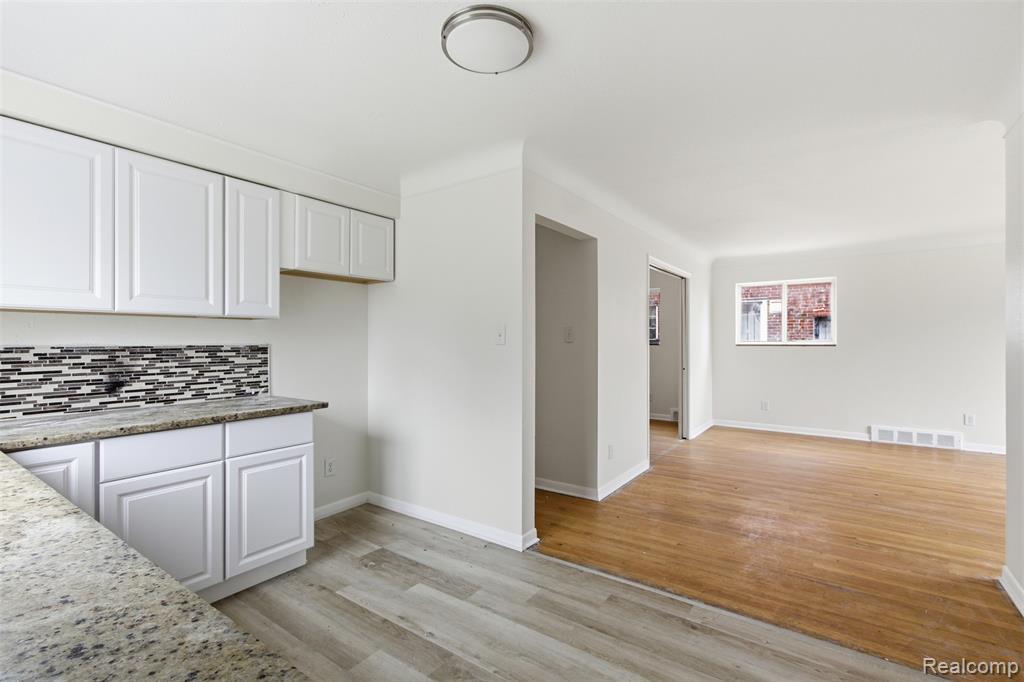 18425 Lesure Street, Detroit, MI 48235 — Photo 14