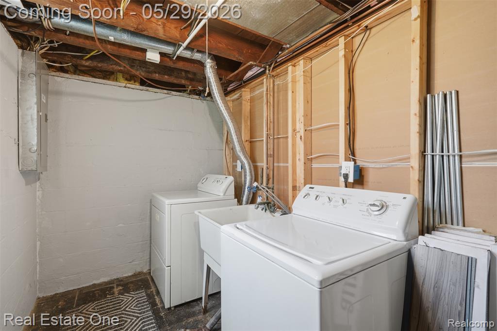 3600 Royal Avenue, Berkley, MI 48072 — Photo 32