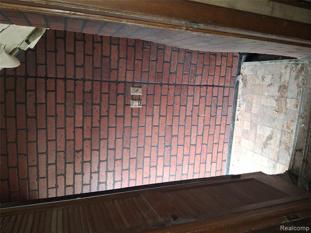 709 E MARGARET Street, Highland Park, MI 48203 — Photo 8