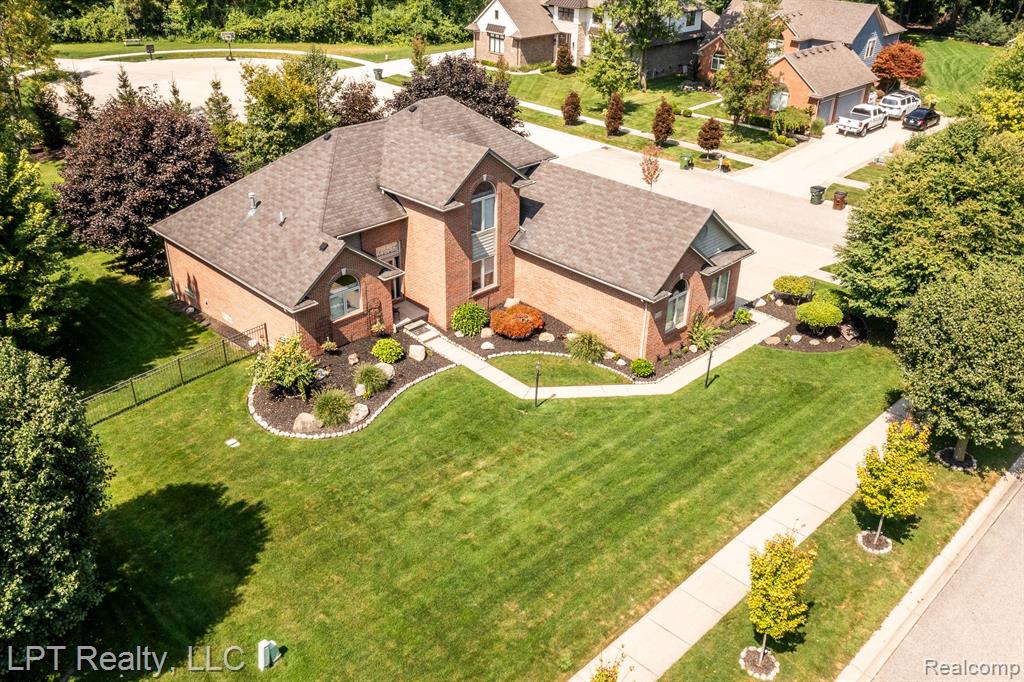 53345 WILLIAMS Way, Shelby Twp, MI 48316 — Photo 22
