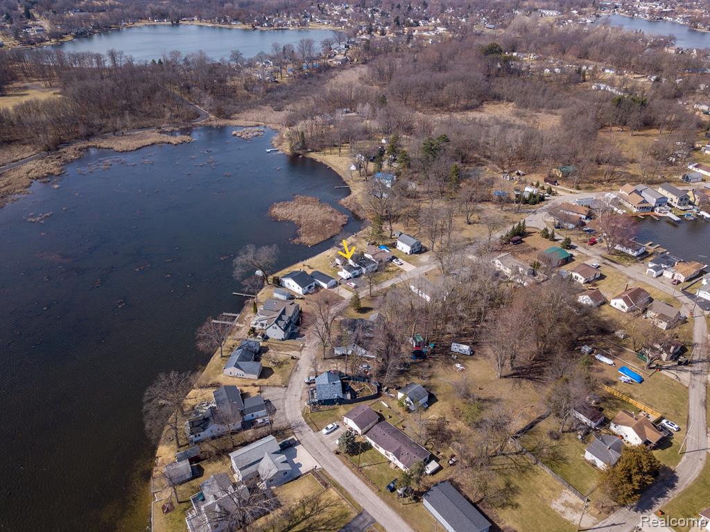 861 S LAKESIDE Drive, Michigan Center, MI 49254 — Photo 28