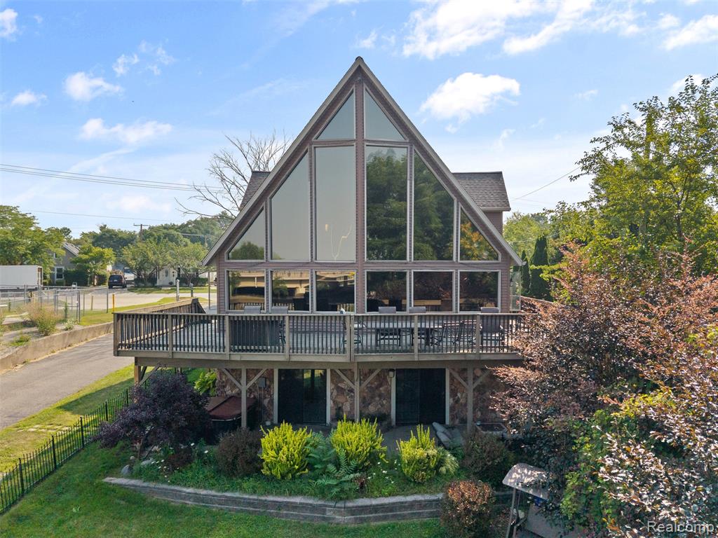 1907 Riverside Drive, Port Huron, MI 48060 — Photo 6