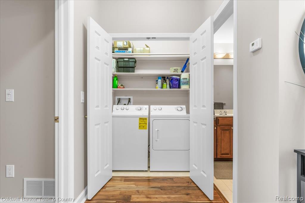 220 Mac Avenue, 411, East Lansing, MI 48823 — Photo 22