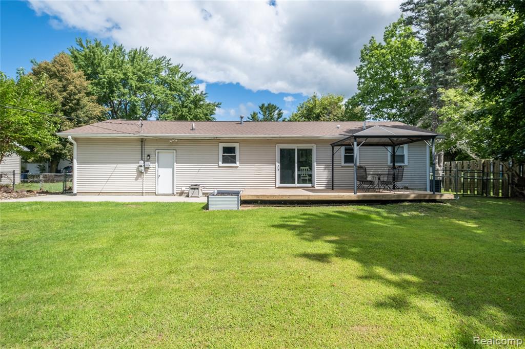 721 Richard Street, Vassar, MI 48768 — Photo 16