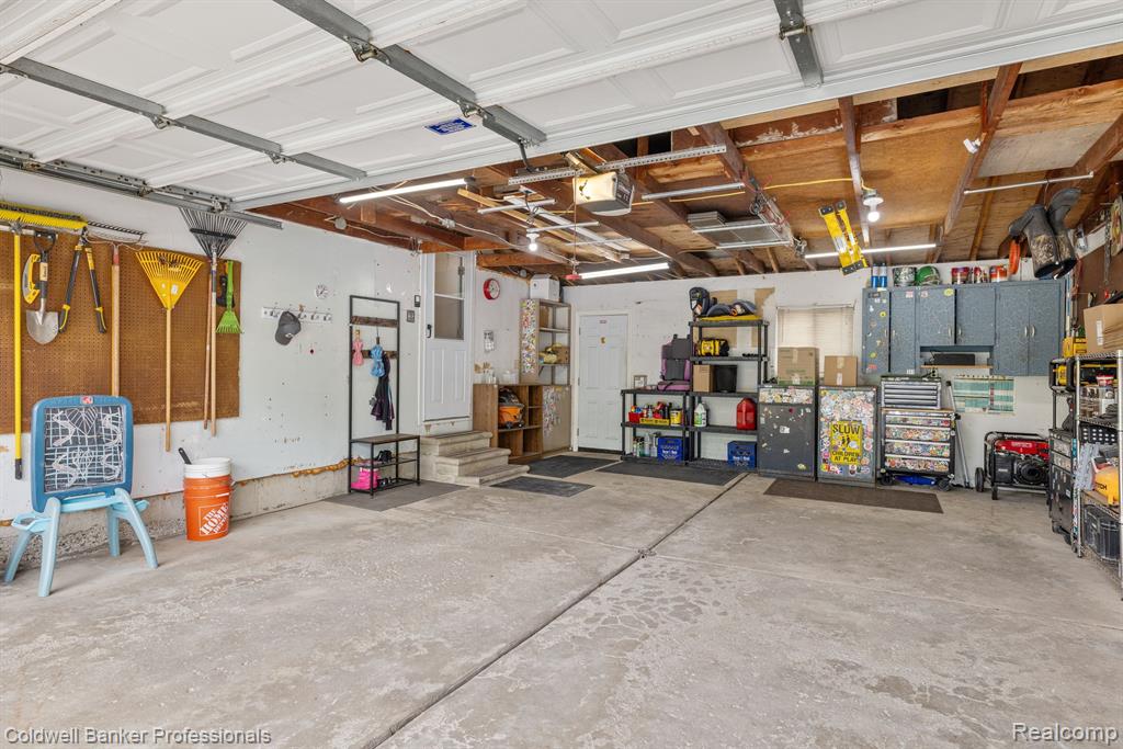 4738 GOODALE Avenue, Clarkston, MI 48348 — Photo 31