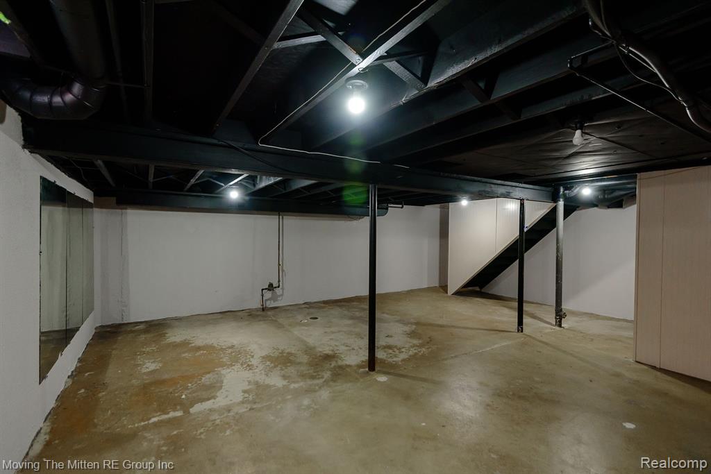 42340 OLD BRIDGE Road, Canton, MI 48188 — Photo 48