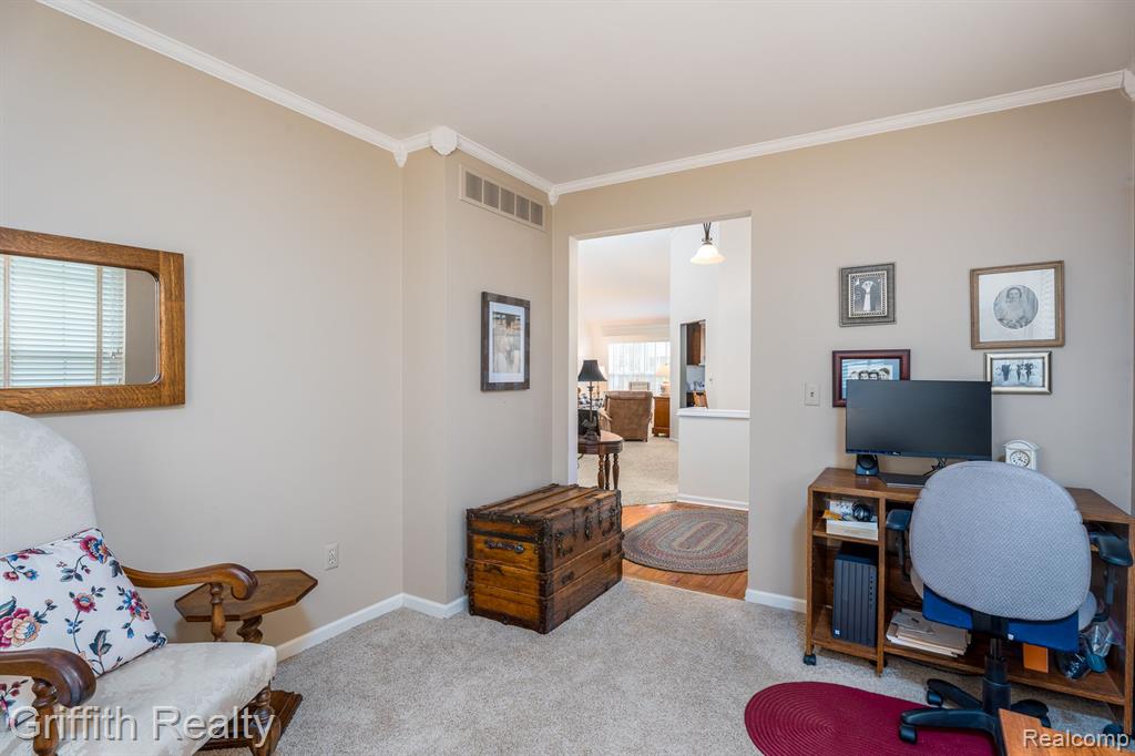 850 CALPERNIA, Wixom, MI 48393 — Photo 25