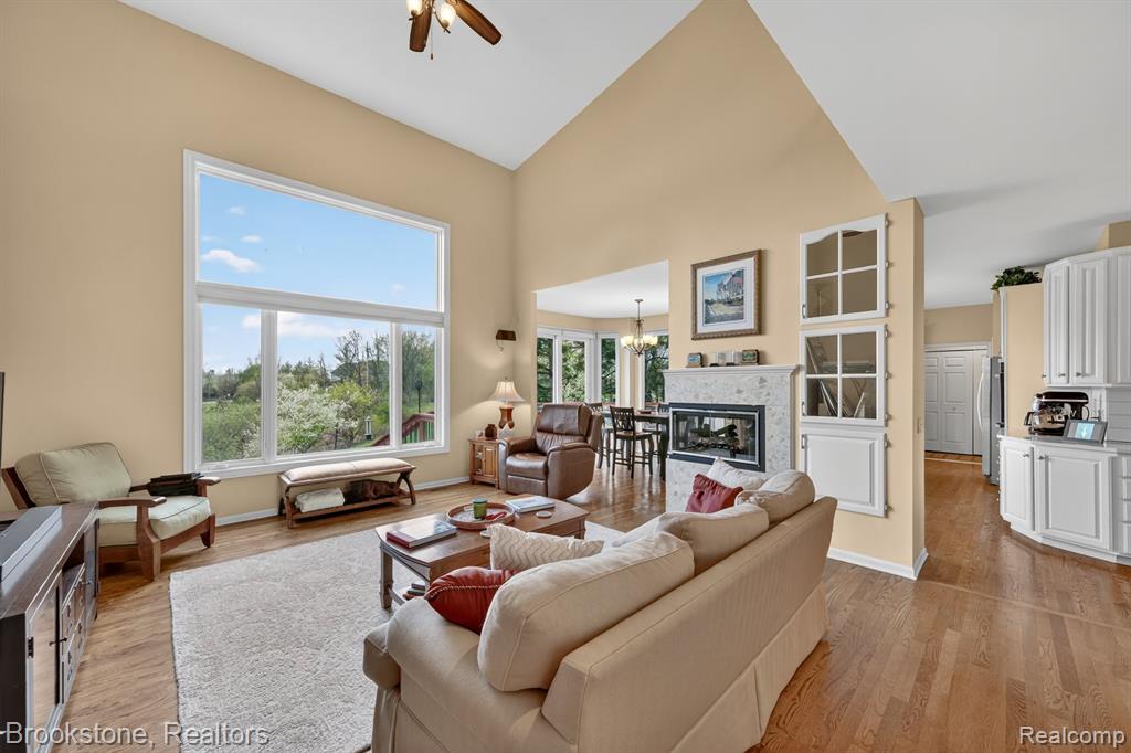 4054 Calumet Drive W, Rochester, MI 48306 — Photo 20