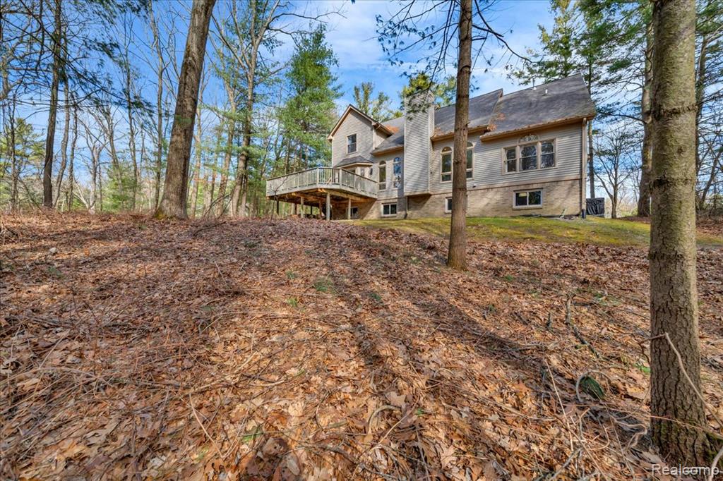 573 NAKOMIS Trail, Orion, MI 48362 — Photo 58