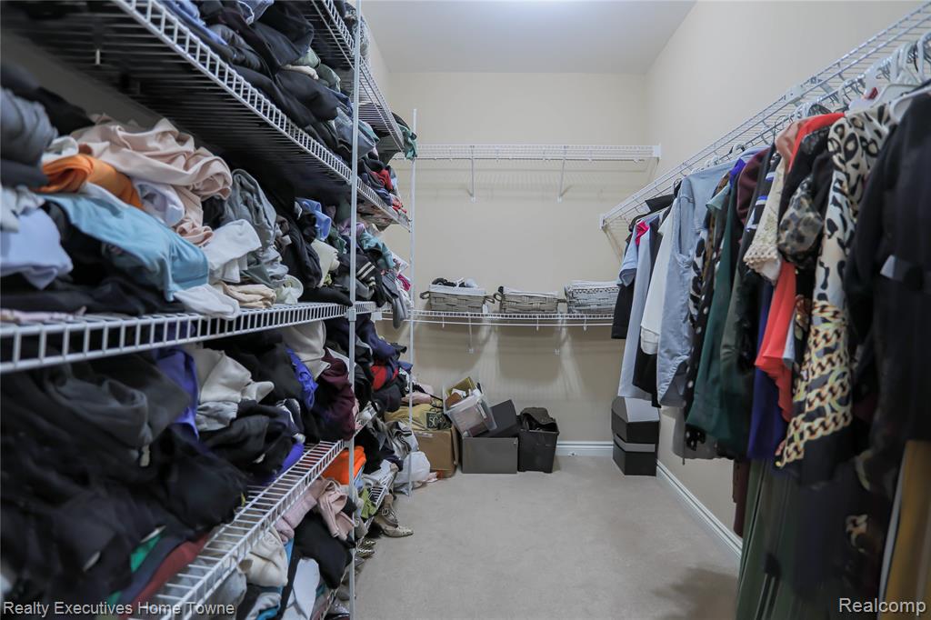 47909 Milonas Drive, Utica, MI 48315 — Photo 47