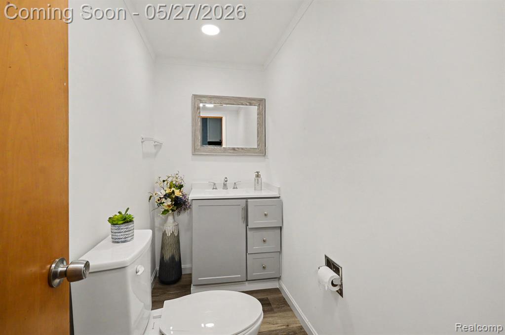32343 Cambridge Drive, Warren, MI 48093 — Photo 18