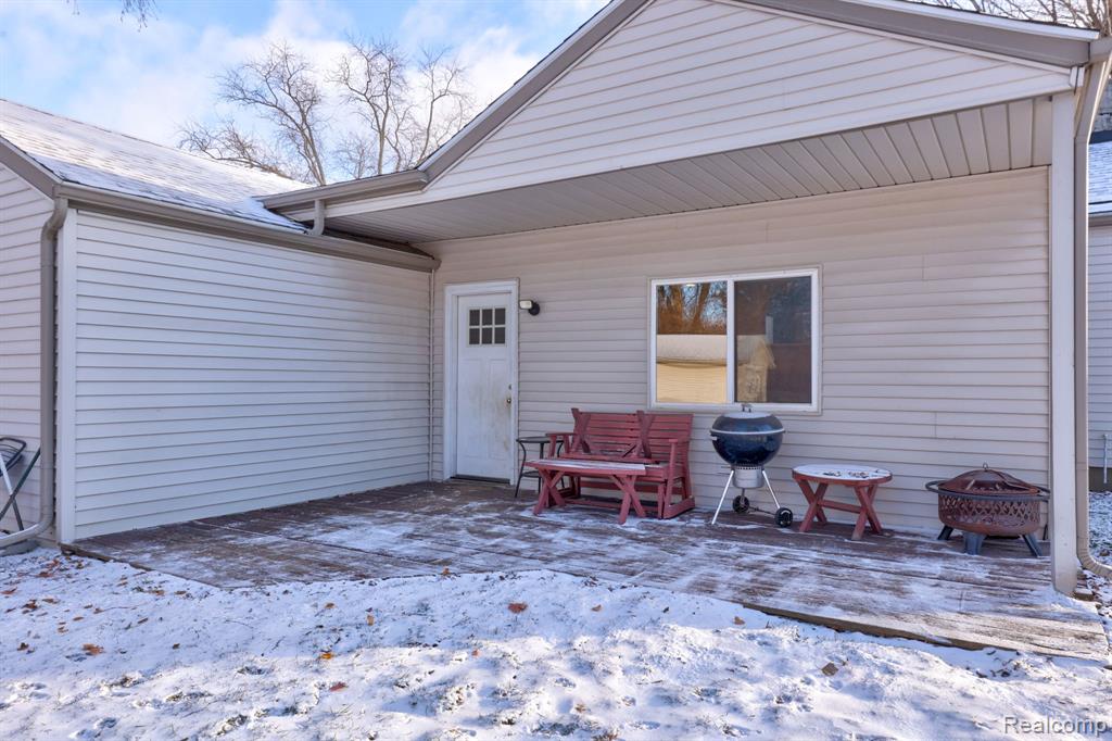 5465 Johnson Road, Flushing, MI 48433 — Photo 6