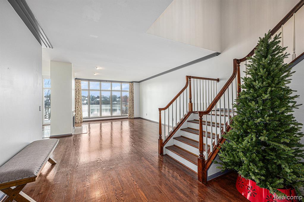 584 Cambridge Way, Bloomfield Hills, MI 48304 — Photo 3