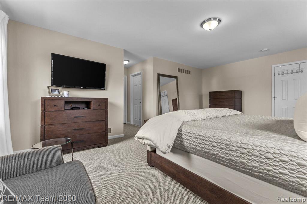 51139 GOLD RIDGE Lane, Canton, MI 48188 — Photo 19