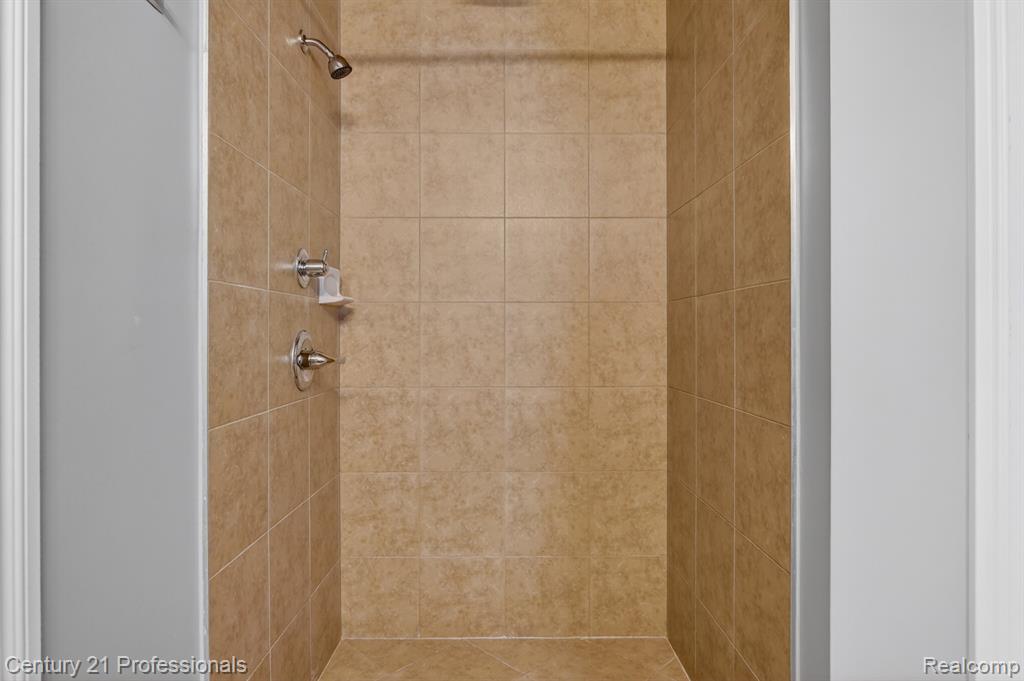 50153 Grant Street, Canton, MI 48188 — Photo 27