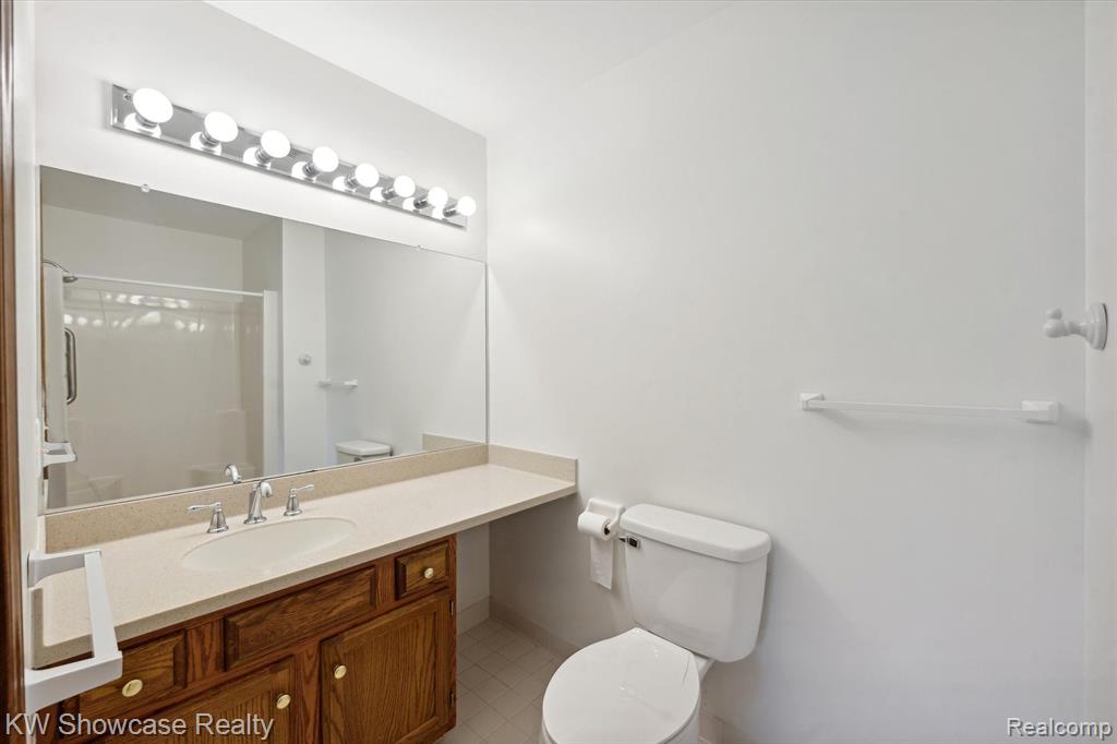 730 CHALLENGING Trail, South Lyon, MI 48178 — Photo 20