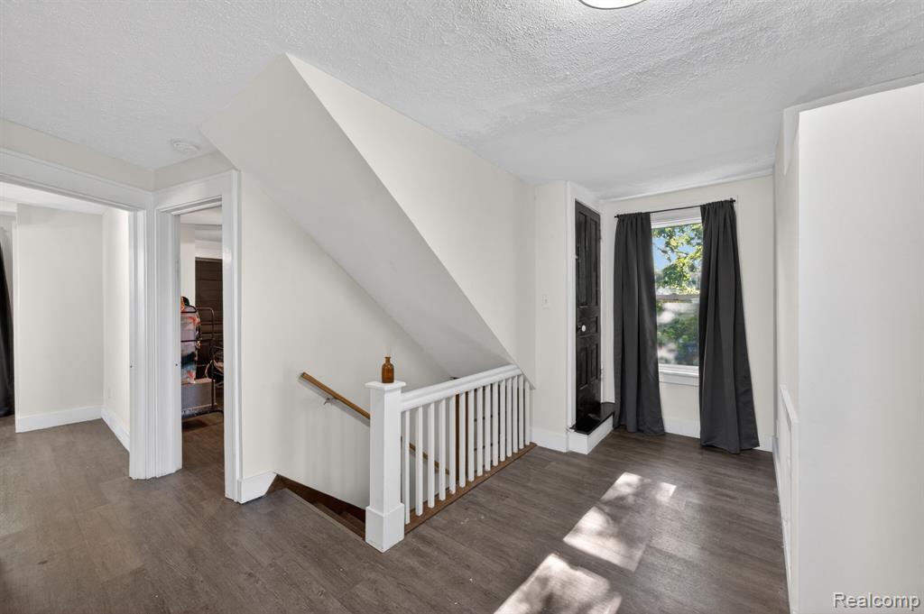 925 W Kalamazoo Street, Lansing, MI 48915 — Photo 31