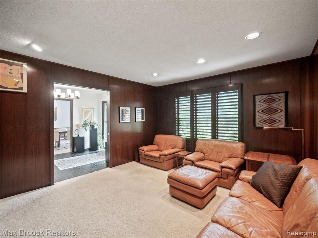 7448 STONY RIVER Court, Bloomfield Hills, MI 48301 — Photo 40