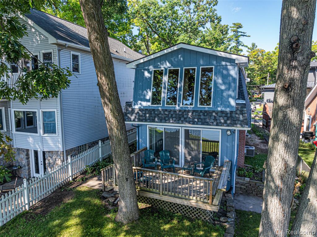 391 SHADY OAKS Street, Lake Orion, MI 48362 — Photo 14