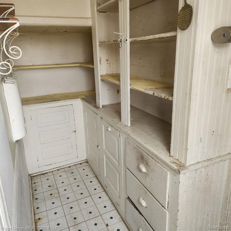 87 WOODLAND Street, Detroit, MI 48202 — Photo 8