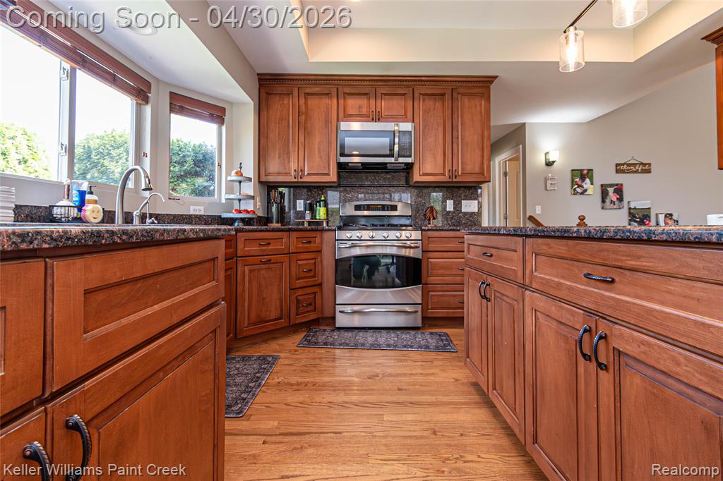 48763 Marberry Drive, Macomb, MI 48044 — Photo 35