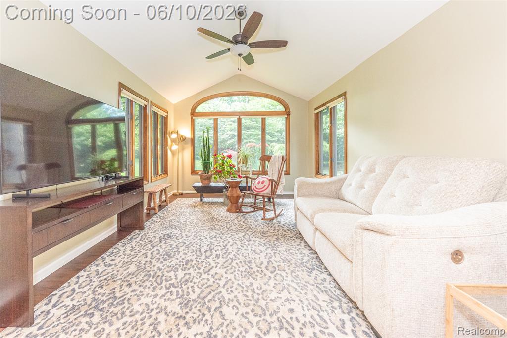3887 Stonecrest Road, West Bloomfield, MI — Photo 28