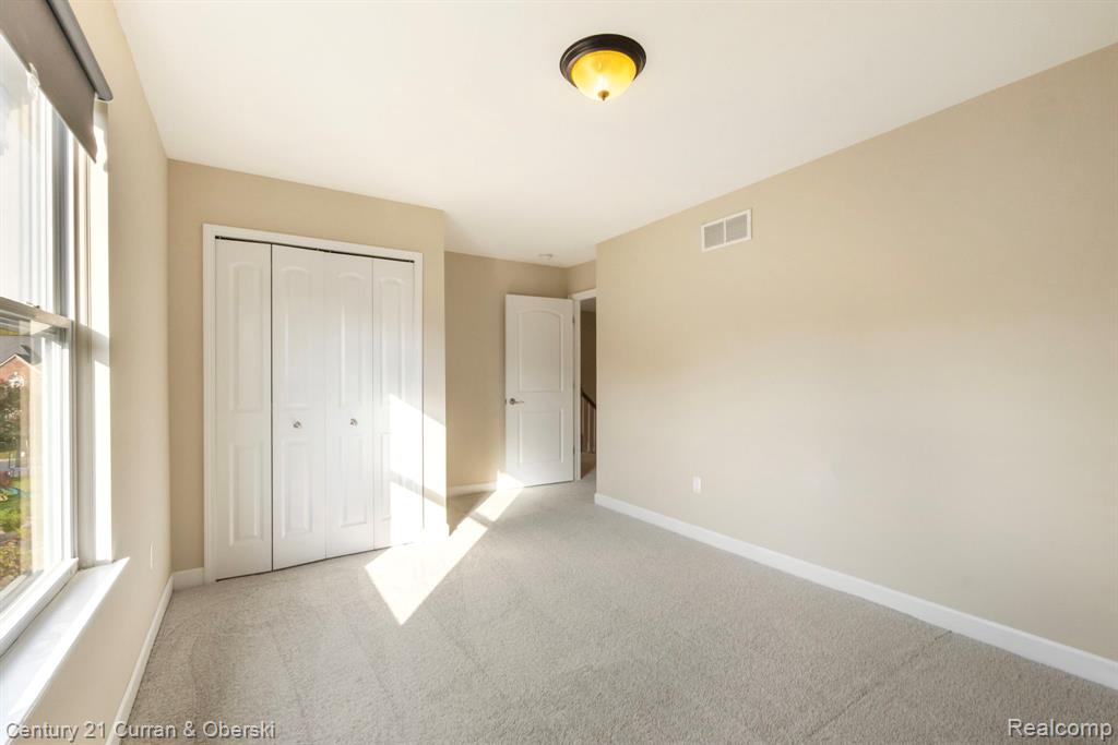 51207 Brompton, Novi, MI — Photo 37