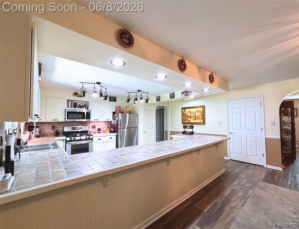 5400 GRANGE HALL Road, Holly, MI 48442 — Photo 2