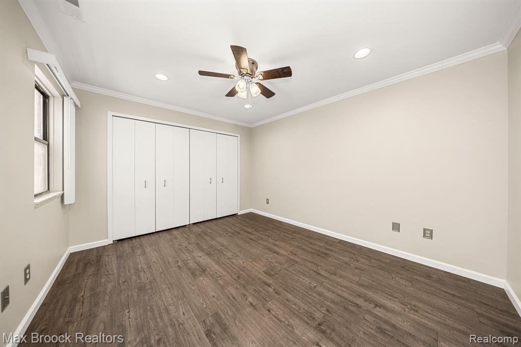 6689 W Ridgefield Circle, West Bloomfield, MI — Photo 24