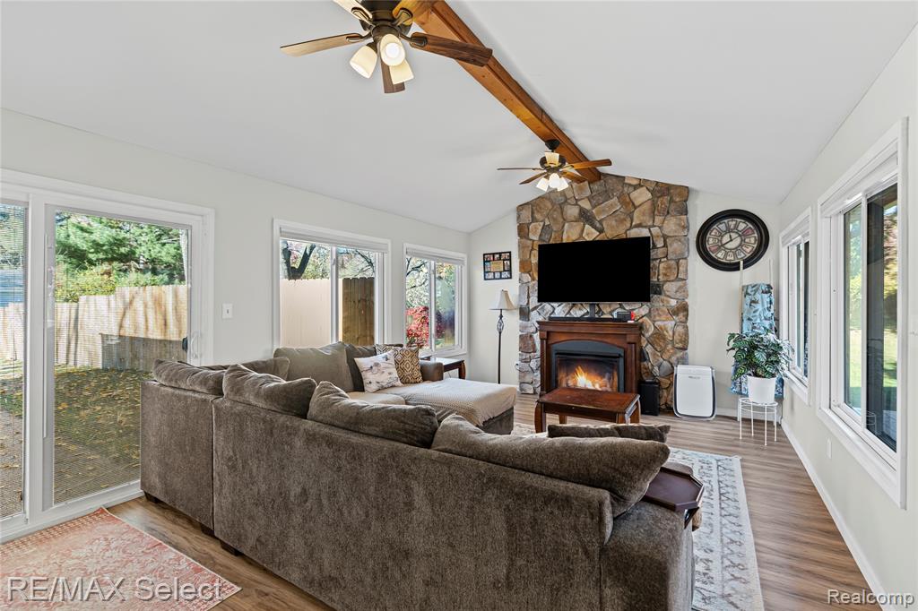 9367 Longmeadow Court, Fenton, MI 48430 — Photo 25