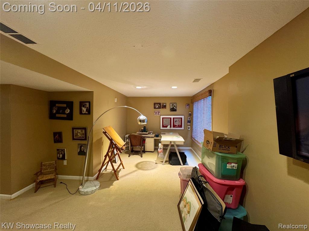 30604 Ramblewood Club Drive, Farmington, MI 48331 — Photo 31