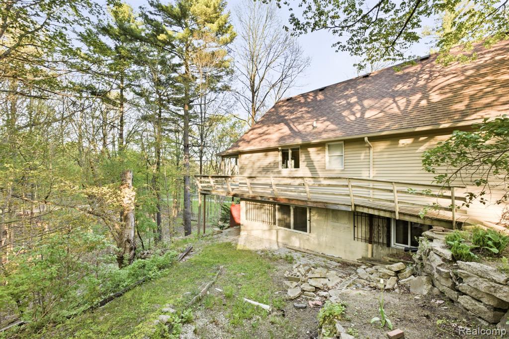 5208 N Hillcrest Drive, MI 48049 — Photo 5