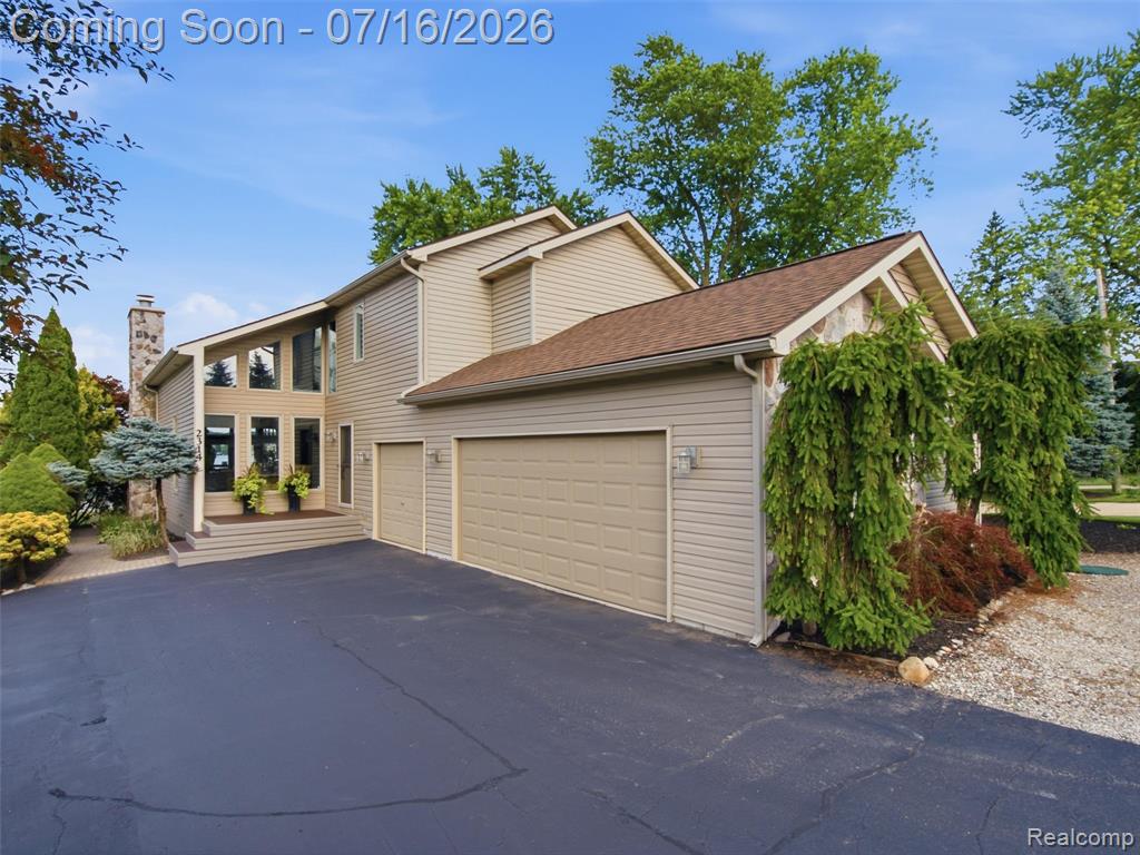 2314 N Duck Lake Road, Highland, MI 48356 — Photo 2