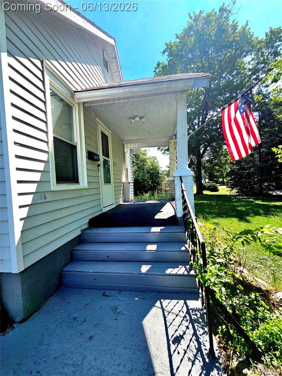 675 E Beverly Avenue, Pontiac, MI 48340 — Photo 9