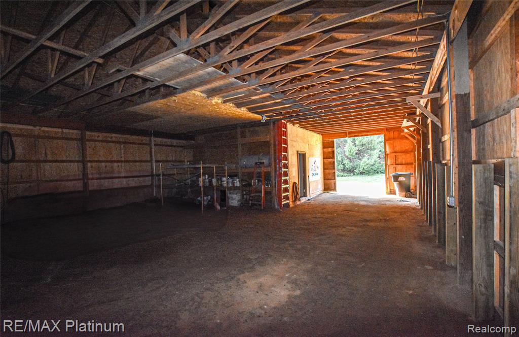 5160 Fenton Road, Fenton, MI 48430 — Photo 10