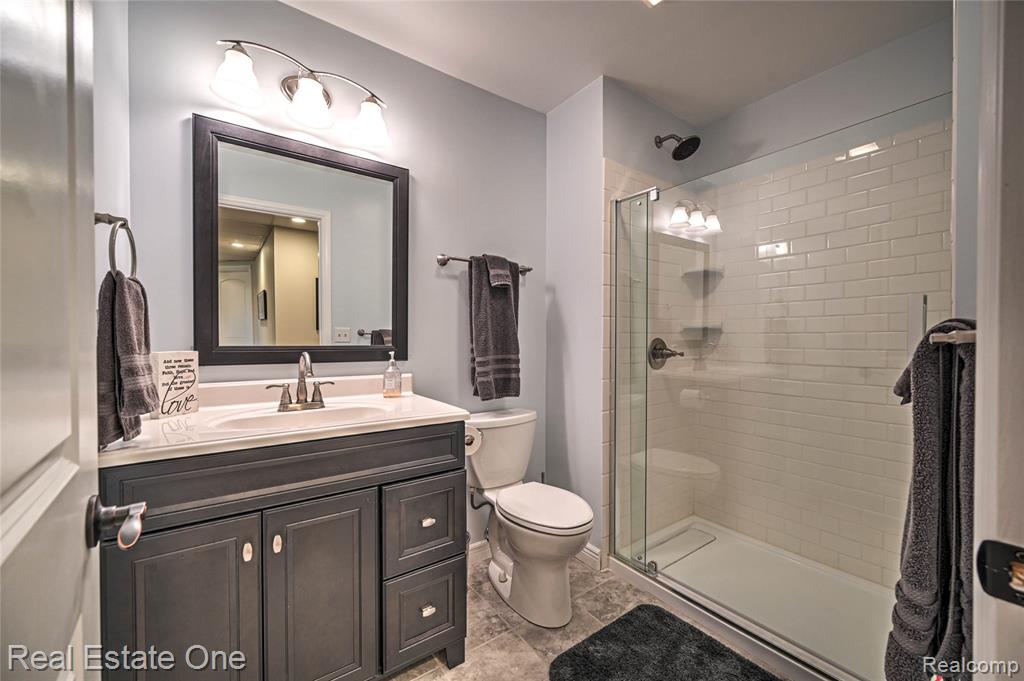 52689 Aspen Drive, South Lyon, MI 48178 — Photo 42