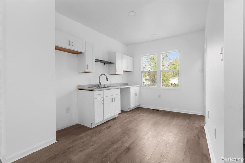 18030 Mackay Street, Detroit, MI 48234 — Photo 10