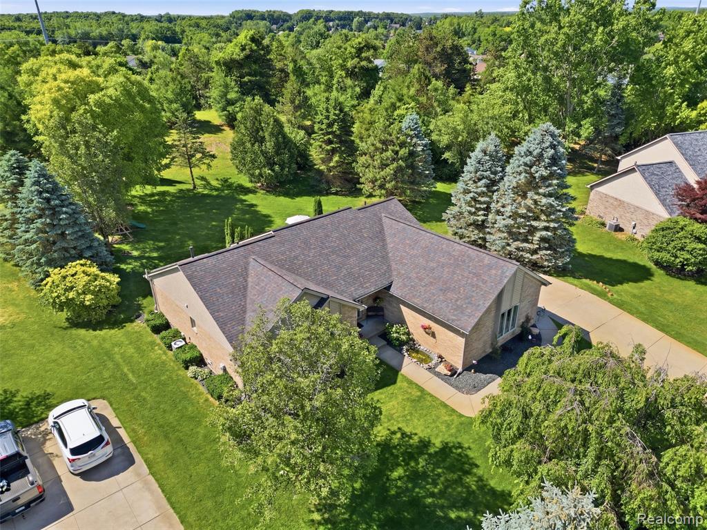 9095 Rotondo Drive, Howell, MI 48855 — Photo 40