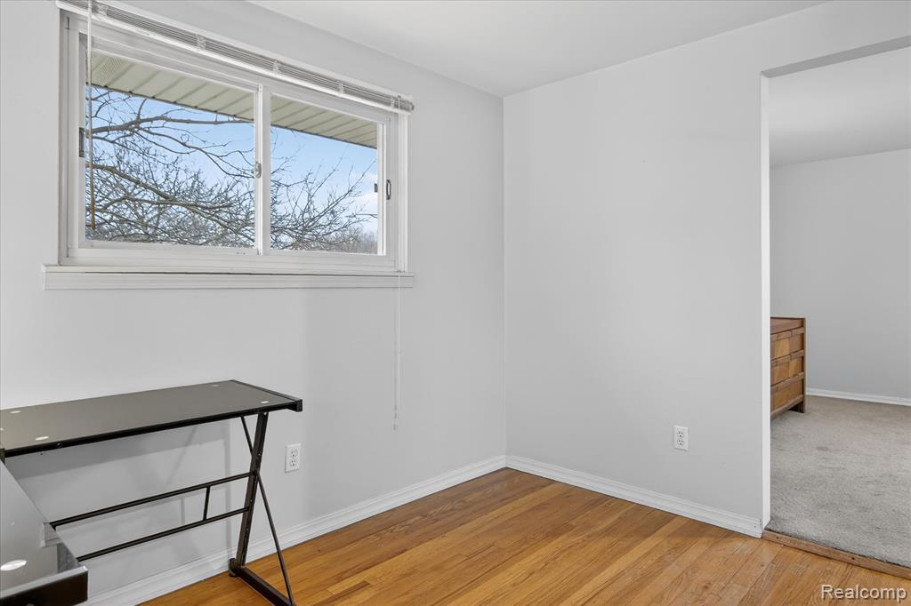 9640 Dudley Street, Taylor, MI 48180 — Photo 19