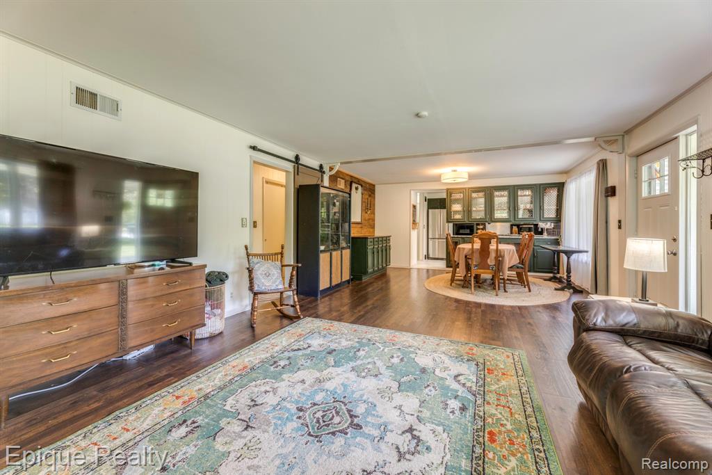3750 Parker Road, Fort Gratiot, MI 48059 — Photo 17