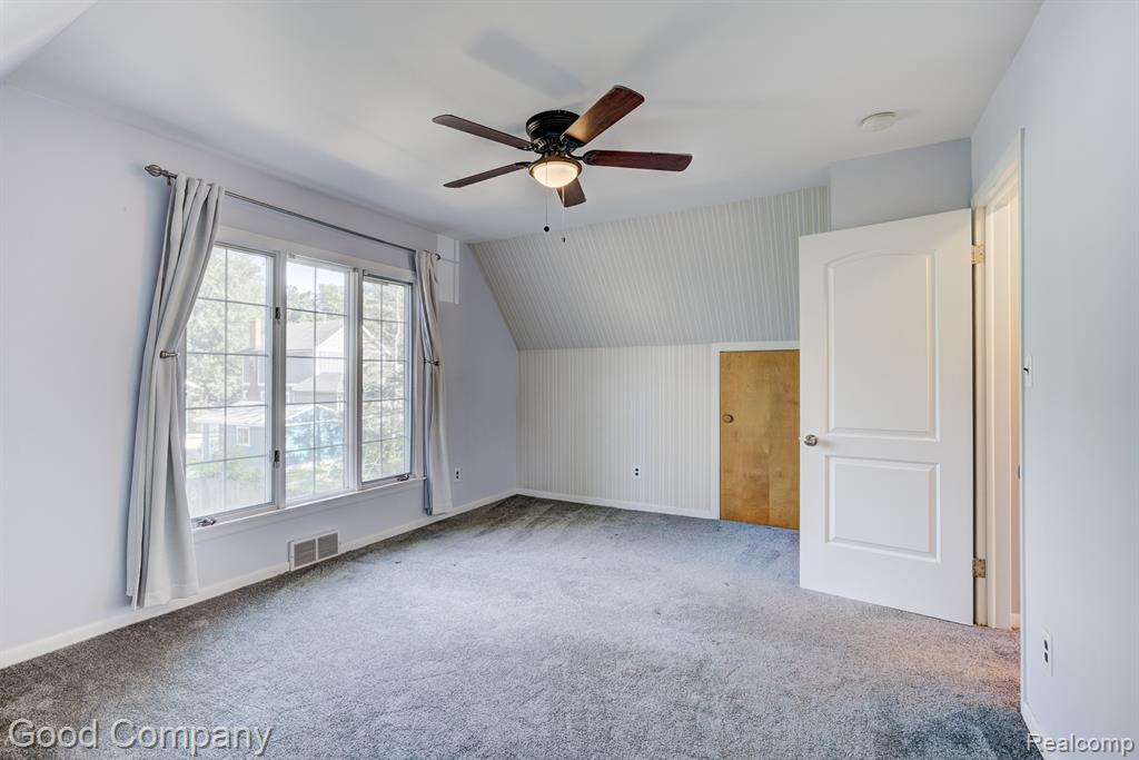 934 Lockwood Road, Royal Oak, MI 48067 — Photo 44