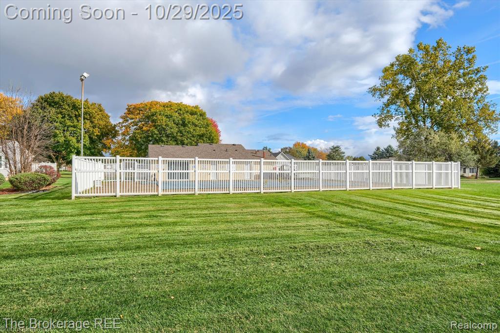 9414 Parkwood N, Davison, MI 48423 — Photo 5