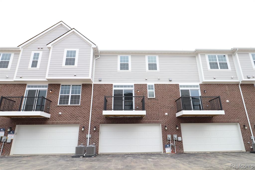 49575 LANTERN Way, Canton, MI 48188 — Photo 2