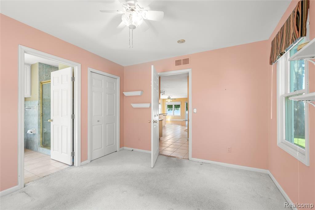 4333 Hunters Drive, Highland, MI 48356 — Photo 39