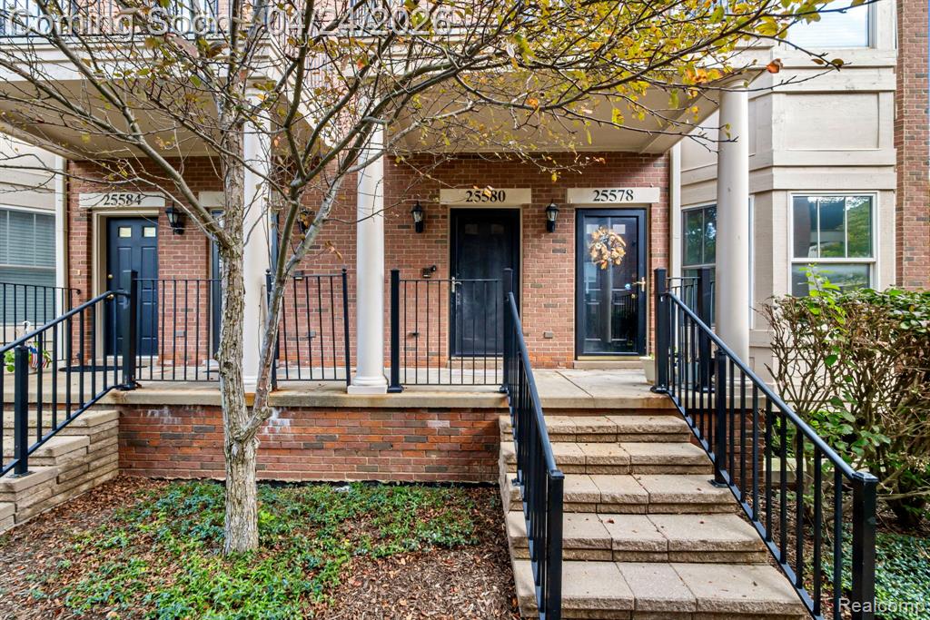 25580 Portico Lane, Novi, MI — Photo 3