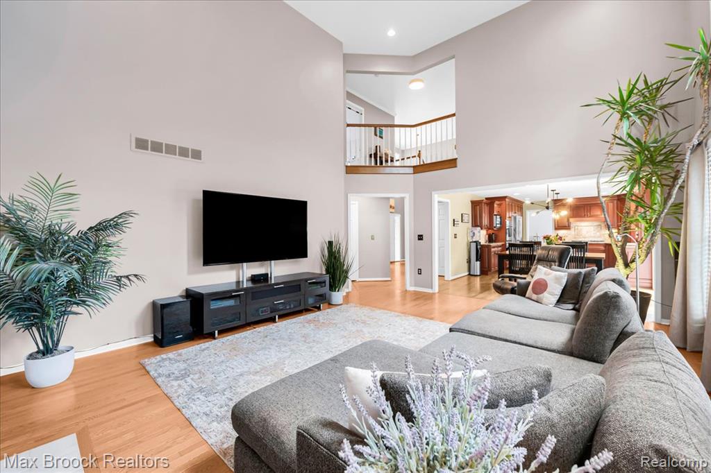 4086 Arcadia Drive, Auburn Hills, MI 48326 — Photo 9