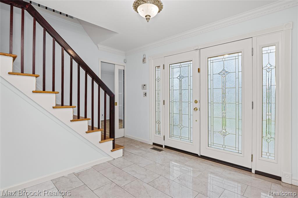 6240 Wynford Drive, West Bloomfield, MI — Photo 6